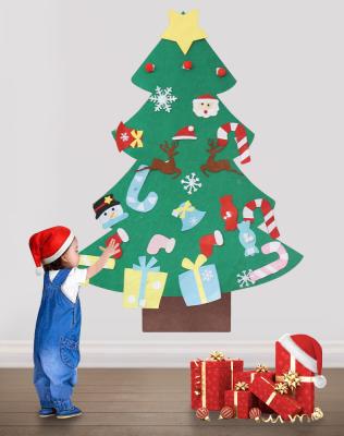 China Educational DIY Toy Set Children's Handmade Nonwoven Jigsaw Puzzle Christmas Decoration Gift Hand Felt DIY Christmas Tree Craft Felt Kit for sale