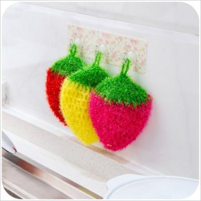 China New High Efficient Polyester Dishcloth Hand Towel Cleaning Hook Towel Beautiful Strawberry Sustainable Fruit Oil Non-stick for sale