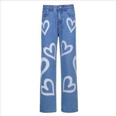 China Crop Ses de Morality Summer 2021 Women's Stylish Loose Jeans With Heart Shaped Print for sale