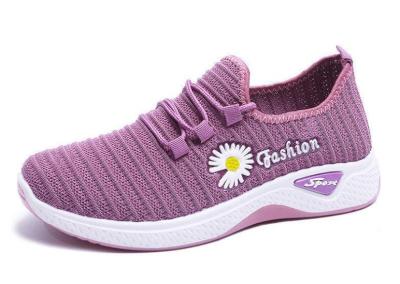 China 2021 Women's Flying Knitting Shoes Anti-slippery Little Daisy Shoes Ladies Casual Sports Walking for sale