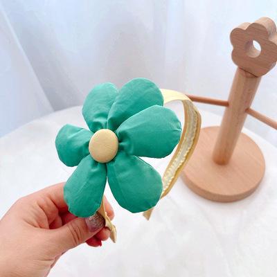 China Fashion style cartoon handsome treasure headband new head circle bear hug for cute girls for sale