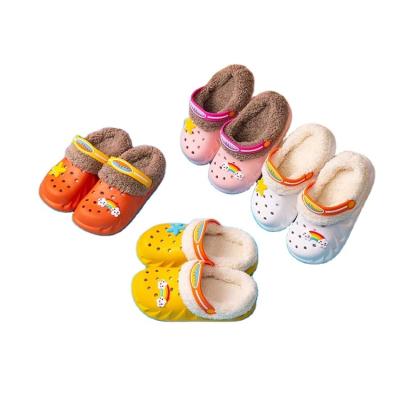 China Others 2021 Accept Customized Logo Slipper Anti-slippery Breathable Waterproof Children Others Shoes for sale