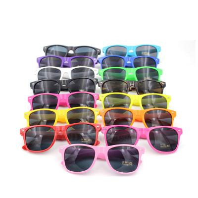 China Square Classic Other Factory Wholesale Cheap Plastic Sunglass Promotional and Business Gifts OEM Plastic Sun Glasses Uv400 Custom Eyewear for sale