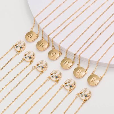 China Fashionable Enamel Initial Seashell Rose Necklace Choker A-Z Gold Silver Coin Pendant Necklaces For Women Jewelry for sale