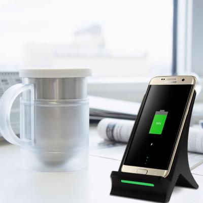 China New Design Mobile Phone Smart Qi Wireless Desktop Charger For Office for sale