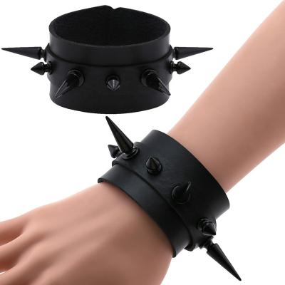 China Black Gothic Punk Spikes Spikes To Rivet Wide Leather Bracelet Unisex Wristband for sale