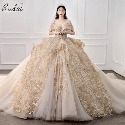 China Ruolai ZW00005 Breathable Luxury Short Off-the-Shoulder Sheath Ball Gown Wedding Dress With Sequined for sale