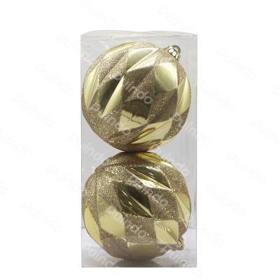 China Christmas Decorations Christmas Ball Plastic Gift Box Contains 2 Gold Balls With Prismatic Pattern Christmas Decorations Christmas Ornament for sale