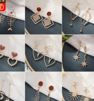 China NEW fashion luxury casual/sporty collocation jewelry drop earrings tassel acrylic earrings large for women 2 for sale