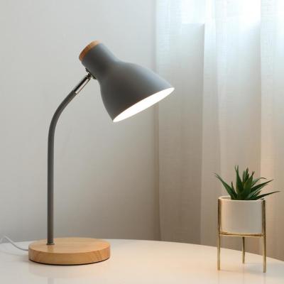 China Hot Sale Modern Metal Factory Nordic Lighting Bedside Table Lamp With E27 Lamp Holder For Bedroom Study Reading for sale