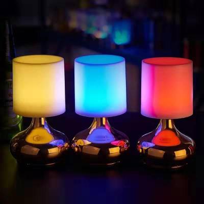 China EUROPEAN RGB Color Changing Rechargeable LED Bar Table Lamp Restaurant With Battery Operated for sale