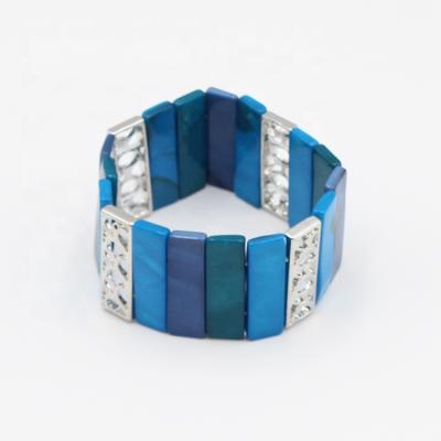 China Factory Price FASHIONABLE Manufacturer Flexible Supplier Royal Blue Broom Shell Hammered Alloy Bar Bracelet For Women for sale