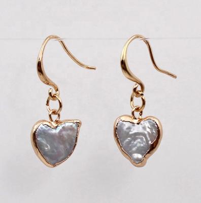 China New Hot Selling Cute Fancy Unique Cute Boho Natural Gold Plated Heart Freshwater Pearl Hook Earring For Women for sale