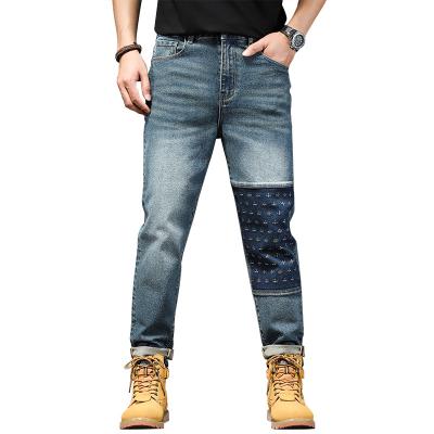 China Breathable High Quality Mens Loose Fit Jeans With Embroidery Patches On Back Pocket And Knee for sale