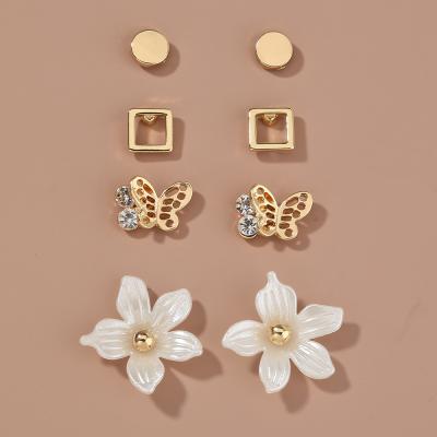 China Exquisite Small Butterfly Flower Diamond Stud Earrings Set CIA High Quality Elegant Women Earrings for sale