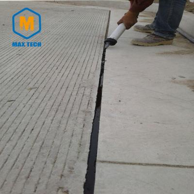 China Concrete crack fix self-leveling concrete expansion joints sealant for high way driveway airport runway for sale