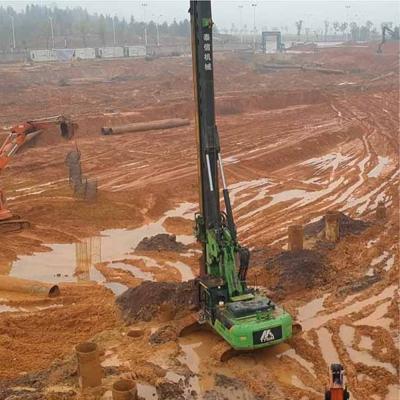 China Fuerza principal hidráulica del tirón del torno de Machine 230 KN del conductor de pila del material de construcción en venta