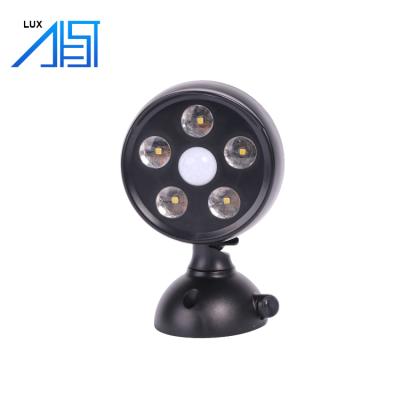 China High Power Modern Radio Waterproof Lawn Outdoor Garden Led Spot Light for sale