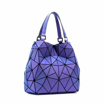 China Fashion Large Capacity Women's Diamond Lattice Leather Shoulder Handbag Tote Geometric Bag Top Handle PU Satchel Bag for sale