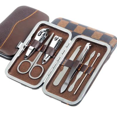 China Good Pedicure Kit Right Handed Scissors Manicure Set Price Nail Clippers Cutter Nail Tools Gift Present for sale