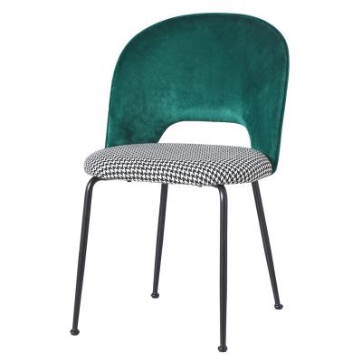 China Norsic Style Free Sample Modern Design Armrest Velvet Green Color Dining Chair With Metal Leg Fabric Black Seat Dining Chair for sale