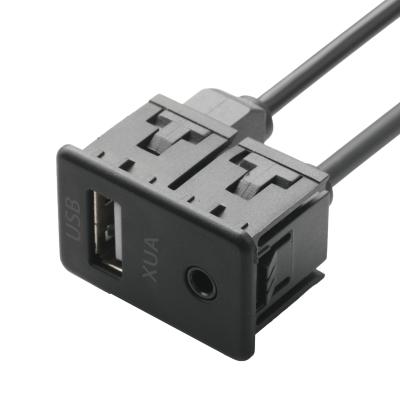 China Estéreo masculino AUXILIAR de Jack 3.5mm do cabo de extensão de ISOBUS para o cabo do soquete de O Jack USB à venda