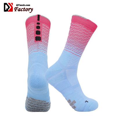 China High Quality Colorful Antibacterial Wholesale Socks Cotton Men Socks Sport Mens Crew Socks for sale