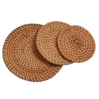 China Sustainable Natural Handmade Weave Rattan Pads For Kitchen Table Hot Dishes, Durable Heat Resistant Wooden Rattan Coasters For Dish Mats, Pot for sale