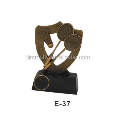 China Europe high quality resin badminton male sports trophy for sale