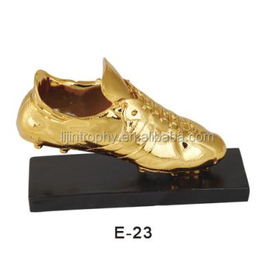 China High Quality Europe Resin Soccer Shoe Trophy for sale