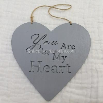 China Europe Outdoor Decor Heart Kitchen Plaque Gift Wood Hanging Sign for sale