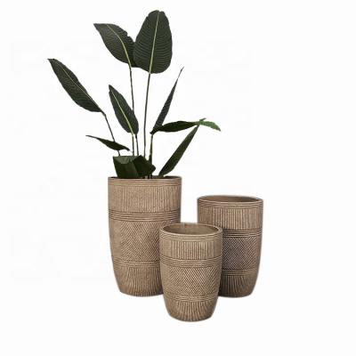 China Contemporary Vintage Style Cylinder Garden Design Widely Used Cement Plant Pot Outdoor Manufacture for sale