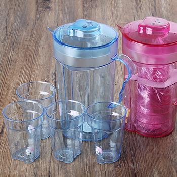 China 2L Bpa Free Viable Water Pitcher High Quality Plastic Water Jug With Cups for sale