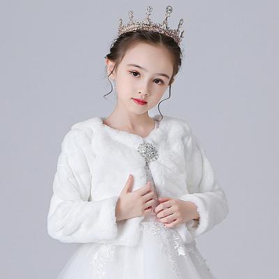 China Short Princess Cape Party Wedding Accessories Shrug Bolero Bridesmaids Dress Girls White Princess Faux Fur Wraps Shawl for sale