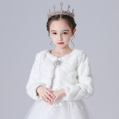 China New style banquet party winter shawl elegant wedding shawl female short warm fake vest fur cape for sale