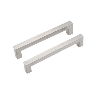 China Hoone Factory Good Quality Modern Silver Customize Size Wardrobe Kitchen Pull Drawer Cabinet Hardware Furniture Handles for sale