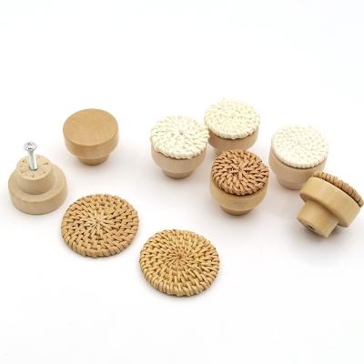 China Traditional High Quality Hoone Rattan Kitchen Wardrobe Drawer Cabinet Handles Wooden Door Knobs Furniture Handles for sale