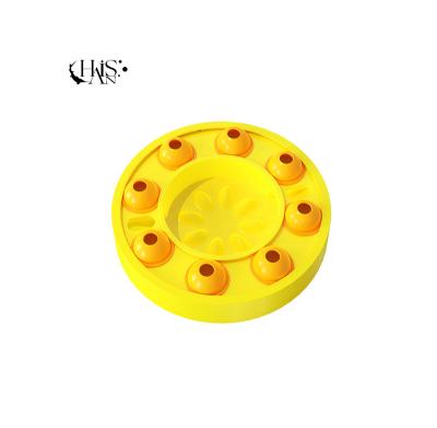 China Good Quality Non-automatic Promotional Fashion Custom Doggie Souptoys Feeding Dispenser for sale