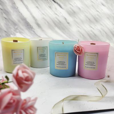 China Birthdays Customized High Quality Handmade Soy Wax Scented Candles With Wooden Wick for sale