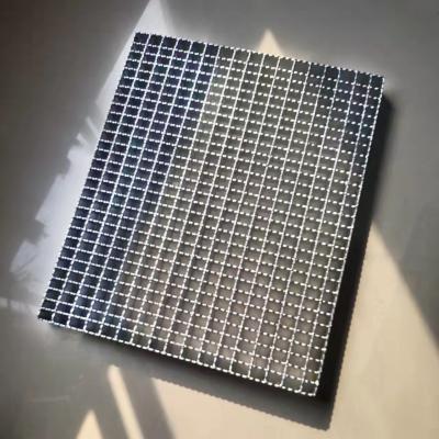 China Industrial Customizable Composite Steel Grating With Anti Slip Carbon Steel Bar Steel Serrated Grating for sale