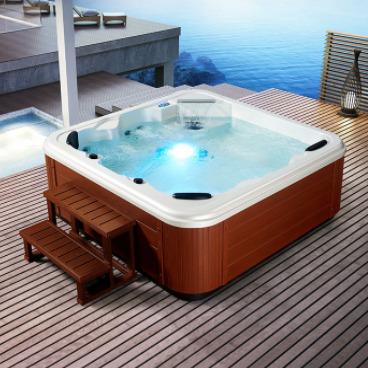 China FS-298 Acrylic Outdoor Whirlpools with 6 Person TV for sale