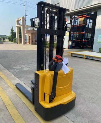 China 1500kg 3000mm Full Electric Walkie Stacker With Reverse Rearview Mirror And Buzzing Sound for sale