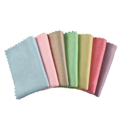 China Absorbency Sustainable Bulk Microfiber Towel For Glass Cleaning for sale