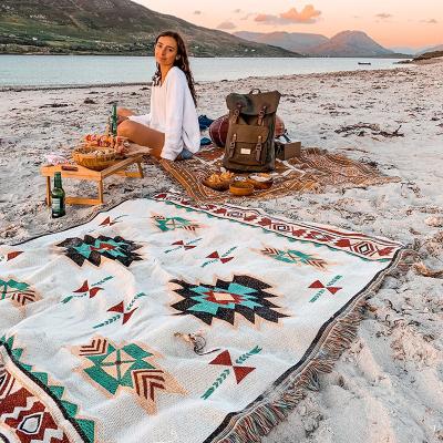 China 2022 New Eco-friendly Outdoor Camping Ins Style Picnic Mat Beach Bohemian Blanket With Tassel Manta De Playa for sale