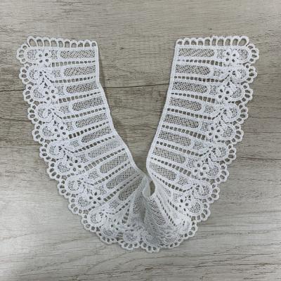 China Viable Hot Sale Embroidered Designs Flower Applique Design Hollow Neckline Lace Collar for sale