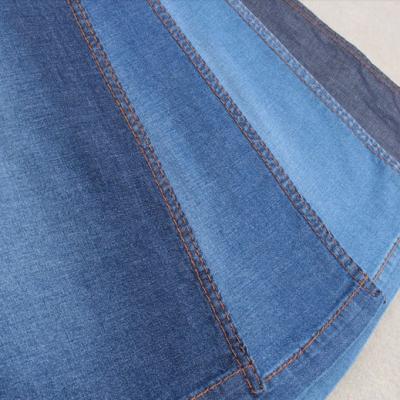 China 6oz 2 Lycra 98 Cotton Spandex Denim Fabric Jeans Lightweight Denim Fabric Material for sale