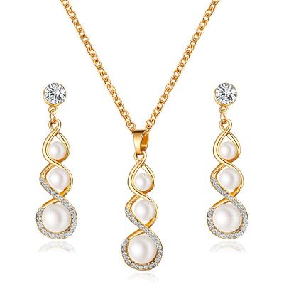 China Vintage Bride Wedding Jewelry Set Pearl Diamond Necklace Luxury Golden Party Elegant Necklace Earrings For Women for sale