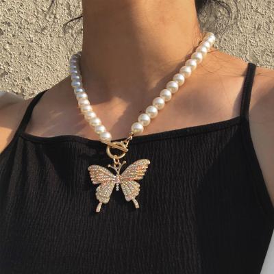 China BOHEMIA Baroque Pearl Necklace Women's Diamond Butterfly Necklace Punk Luxury OT Buckle Necklace Party Jewelry for sale