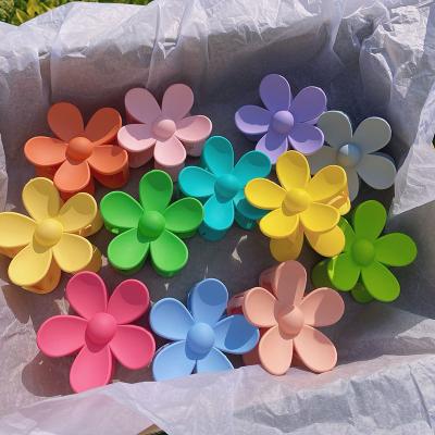 China 2021 Fashionable Wholesale Hair Claw Clip Flower Girl Hair Clip Single Head Clip Flower Hair Accessories For Women for sale