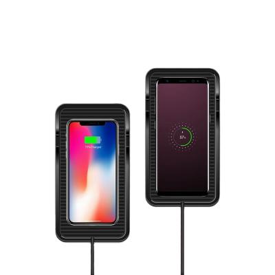 China 360 Degree Rotating Car Fast Wireless Holder QI Wireless Charger Charging Pad For Car Radio Mobile Car Holder Silicone for sale